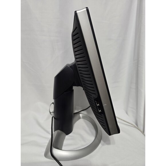 Dell 1703FPt 17" LCD Flat Panel Monitor with Stand and Power Cord - Picture 4 of 16